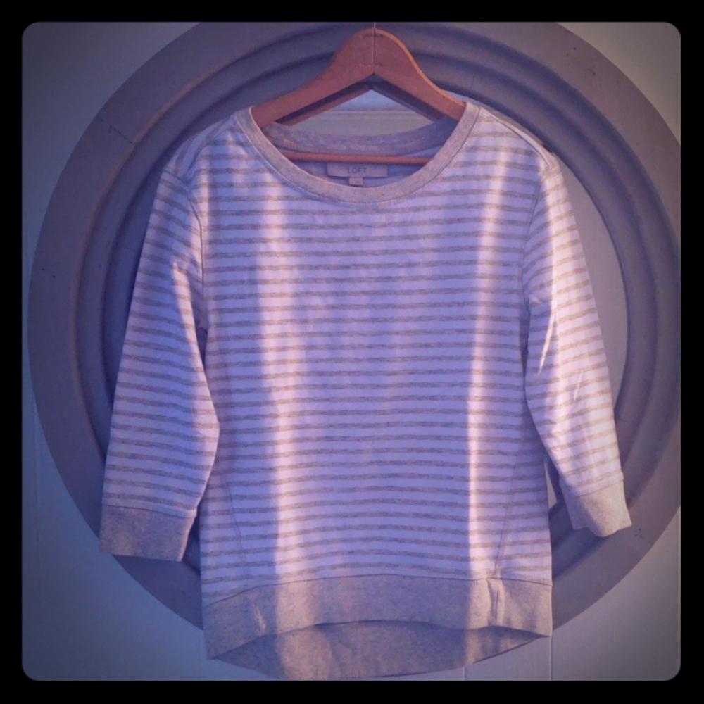 LOFT Casual Sweatshirt